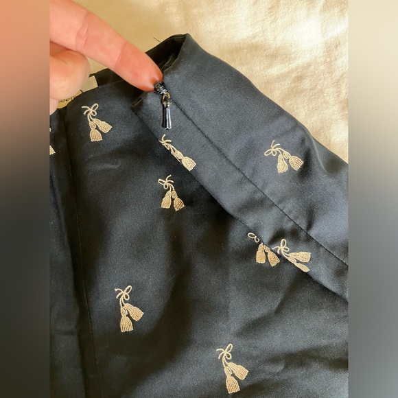 Pure Silk Pleated Trousers - Picture 5 of 5